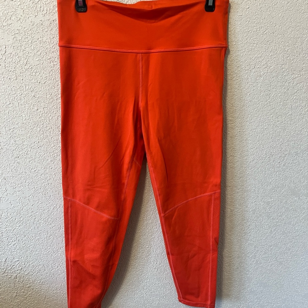 Gap active wear